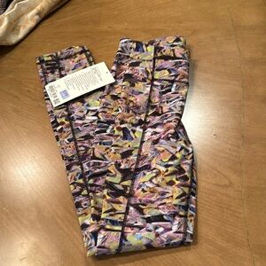 BNWT - Lululemon special edition Seawheeze
